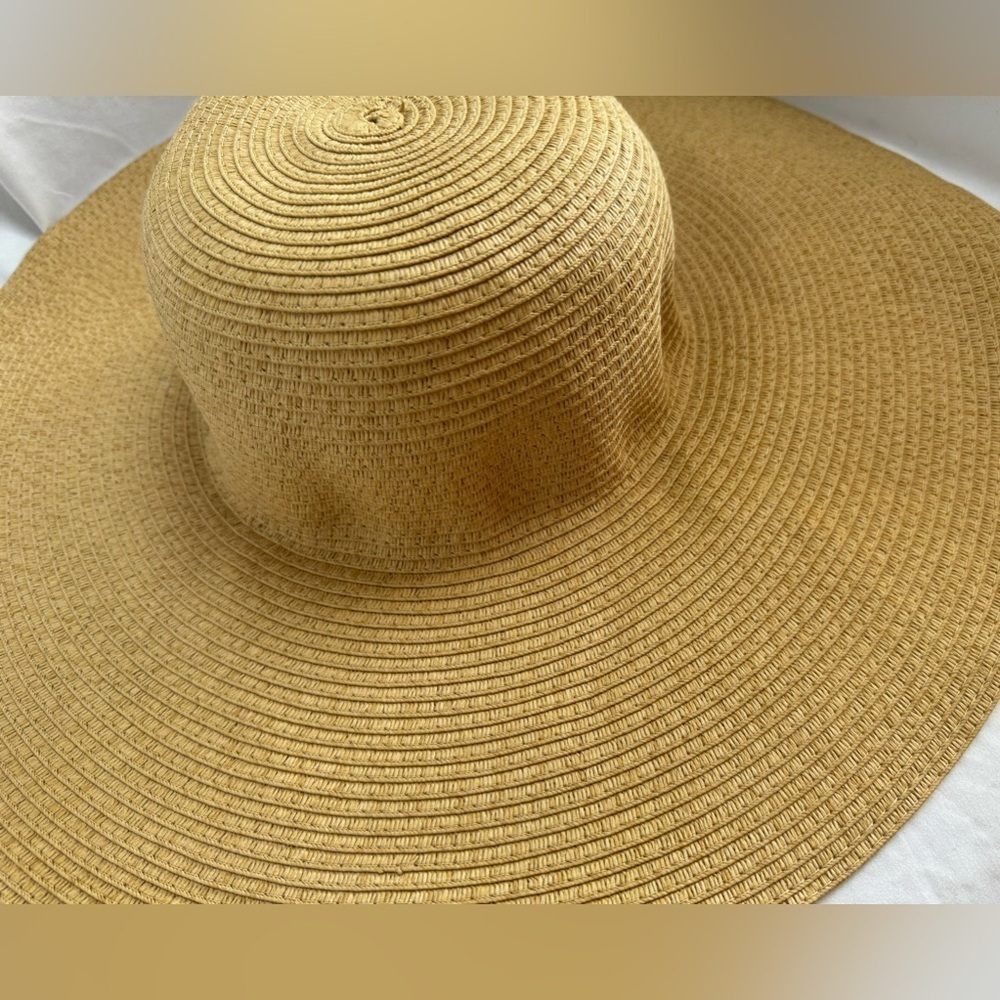 Old Navy Wide Brimmed Tan Floppy Hat L/XL - Picture 3 of 8
